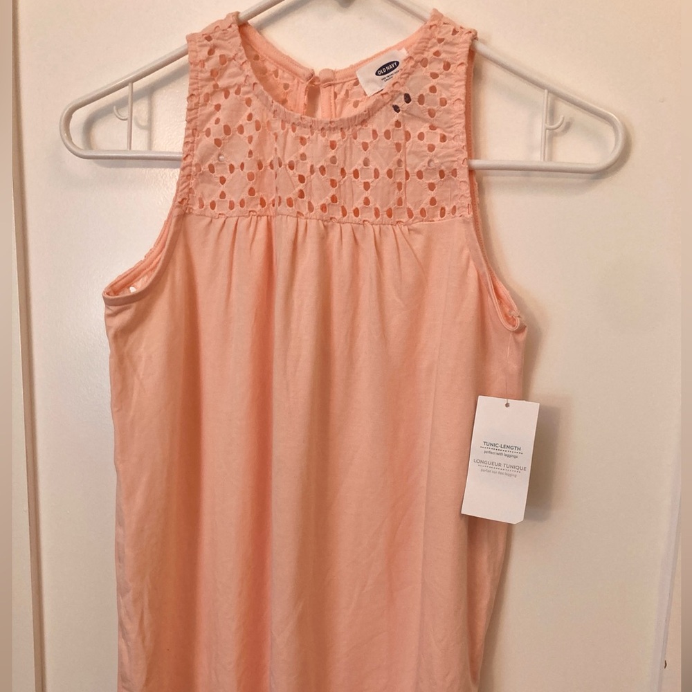 (NEW!) Old Navy Peach Tunic-Length Eyelet-Embroidered Blouse